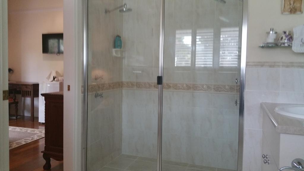 Elindale House Bed & Breakfast Лизмор Екстериор снимка