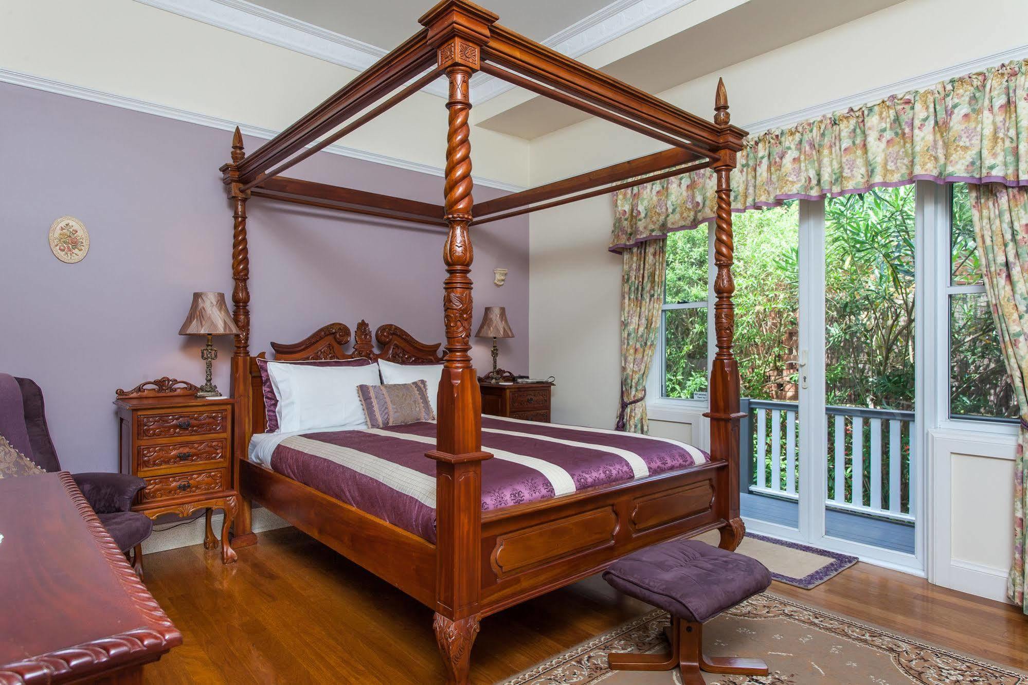 Elindale House Bed & Breakfast Лизмор Екстериор снимка