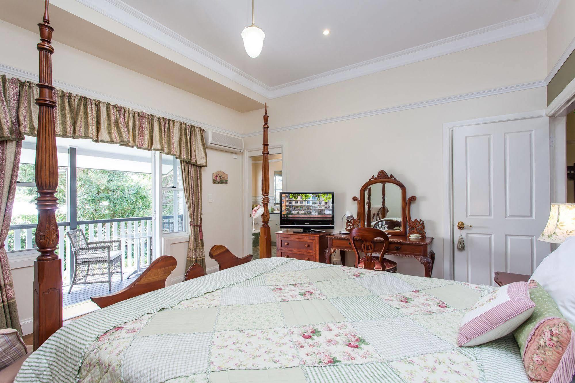Elindale House Bed & Breakfast Лизмор Екстериор снимка