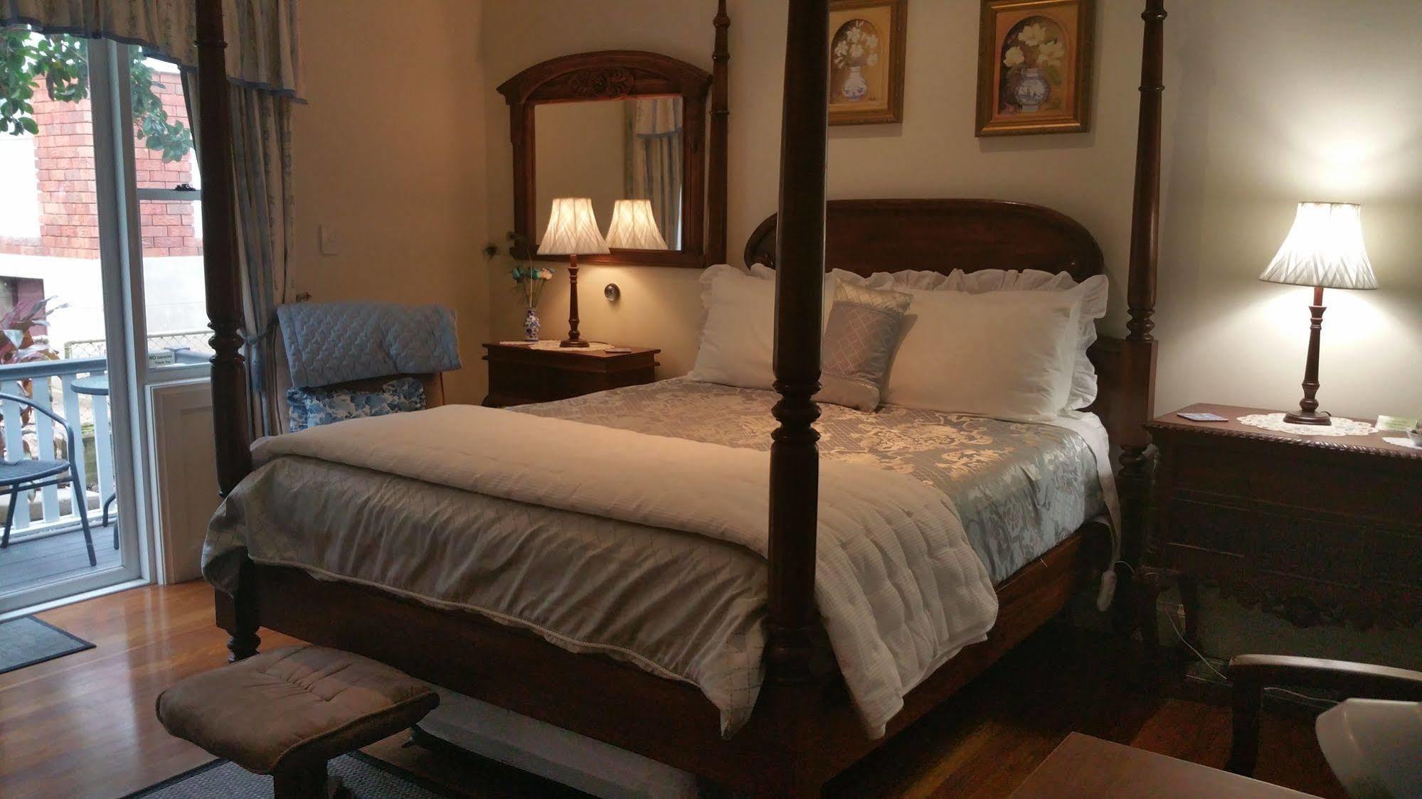 Elindale House Bed & Breakfast Лизмор Екстериор снимка